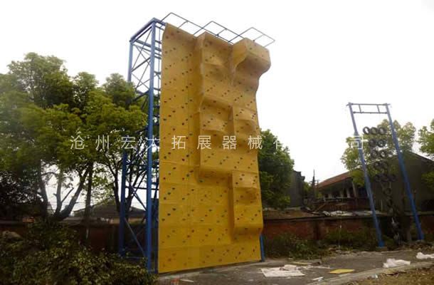 独立攀岩墙