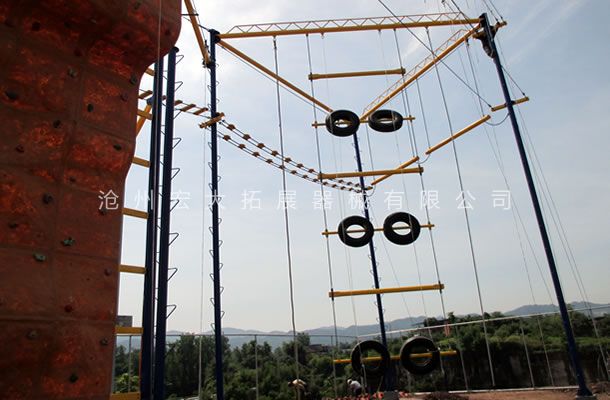 高空拓展器材,高空拓展训练架