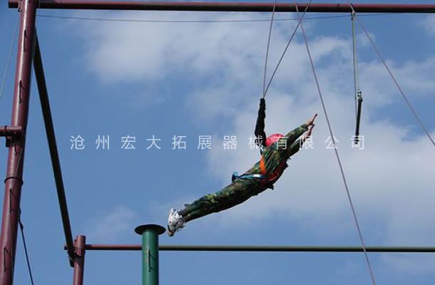 高空拓展器材,高空拓展训练架