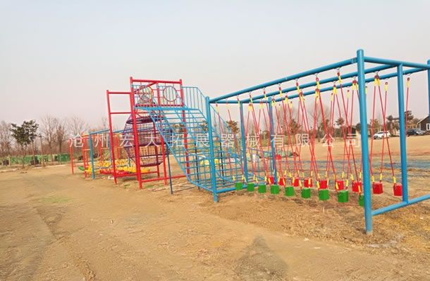 青少年障碍赛拓展器材 青少年户外拓展训练器材 青少年探险乐园拓展器材