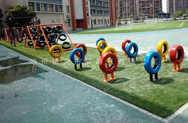儿童体能拓展器材-儿童障碍赛-体能乐园设备