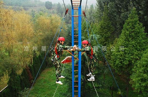 高空拓展器材，高空拓展训练架